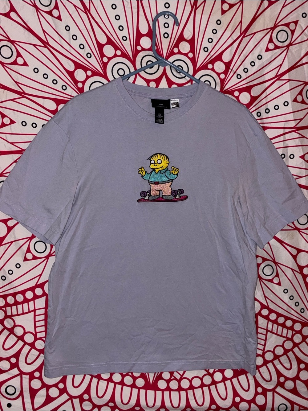 H&M Lavender Tee with Multicolor Cartoon Skate Embroidery